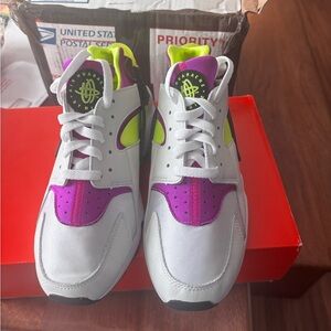 Nike huarache men Sz.10 women Sz.11.5 ds